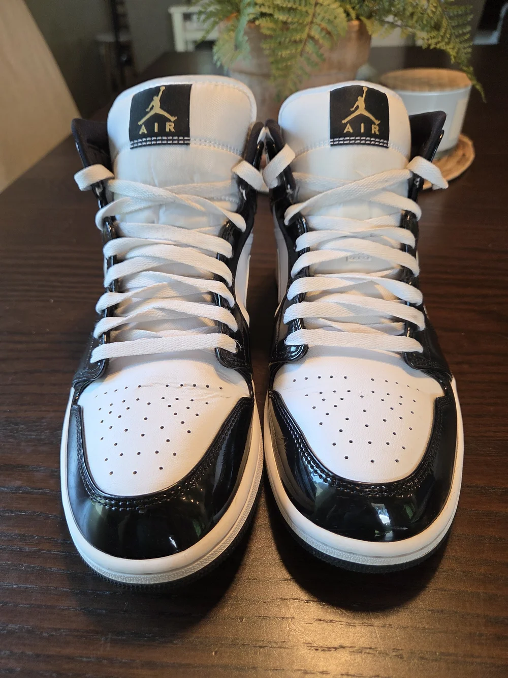 Nike Air Jordan 1 Mid SE Patent Black Gold Metallic White Men's 10.5 852542-007